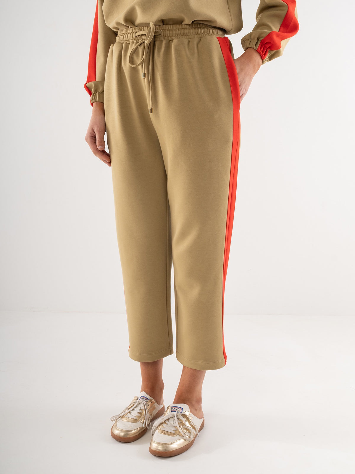 Joy Jogger - Cherry Spice