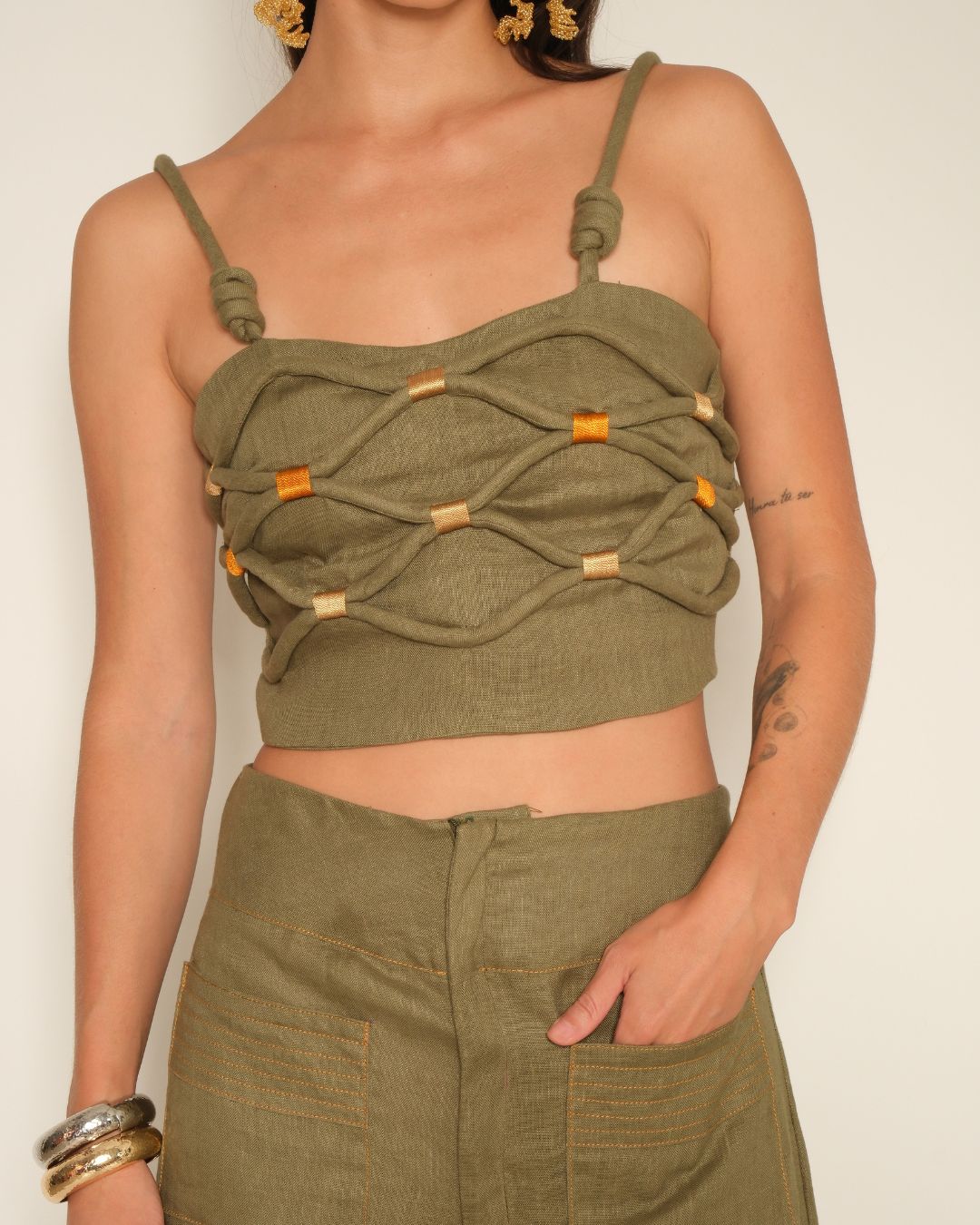 Nido Crop Top
