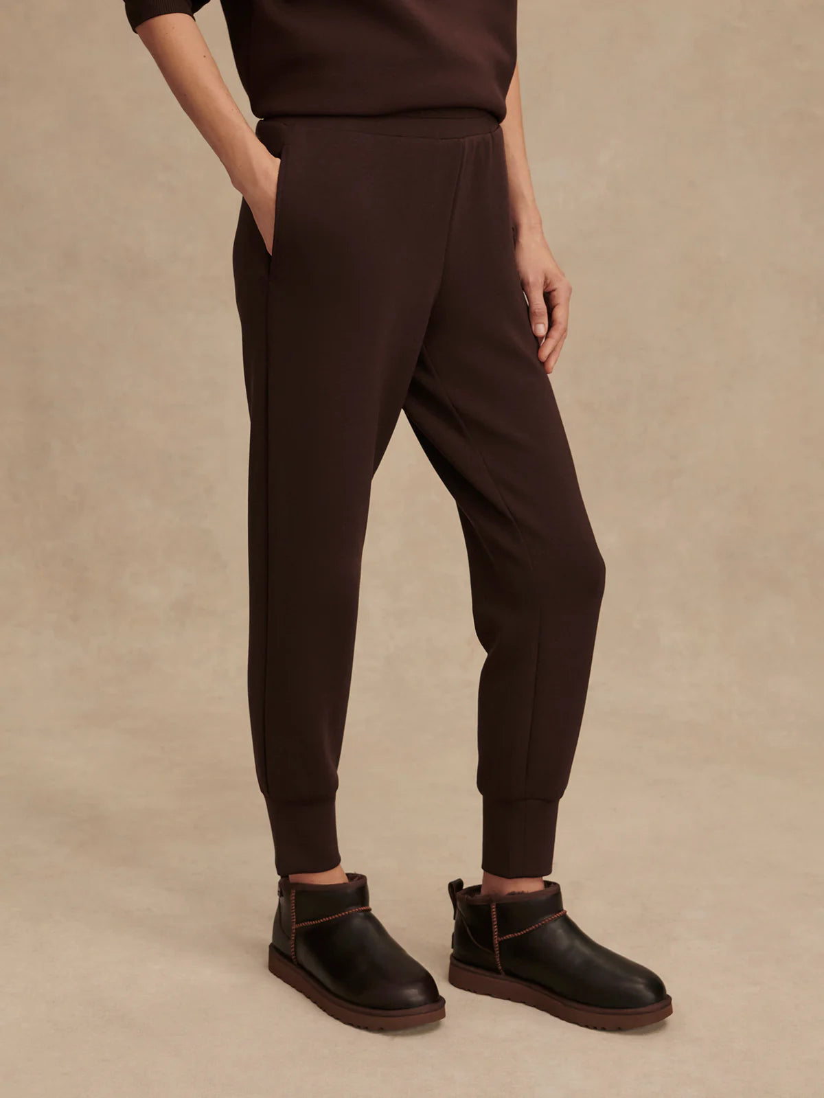 The Slim Cuff Jogger Pant 25"