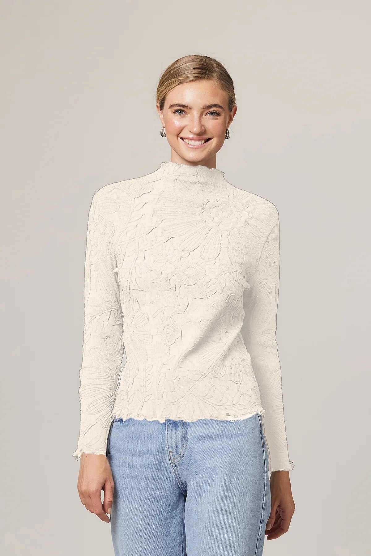 Kylie Lettuce Edge Floral Jacquard Top