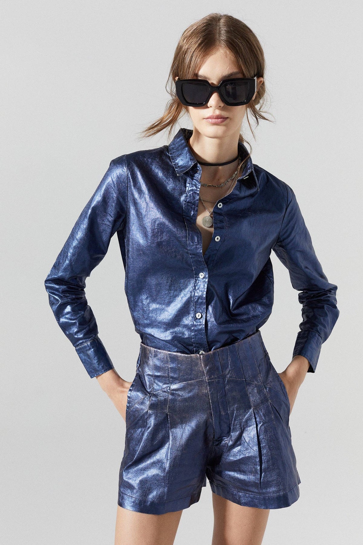 Frida Metallic Linen Shorts