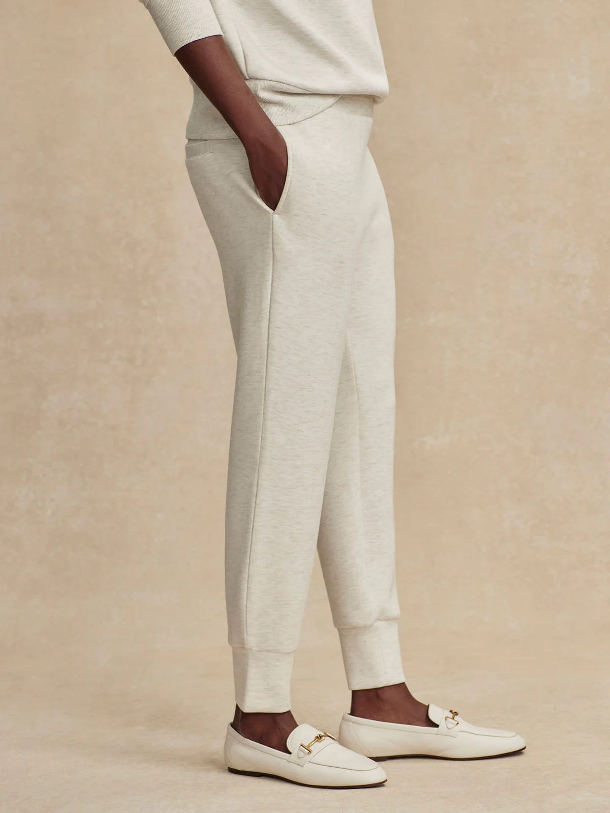 The Slim Cuff Jogger Pant 25&quot;