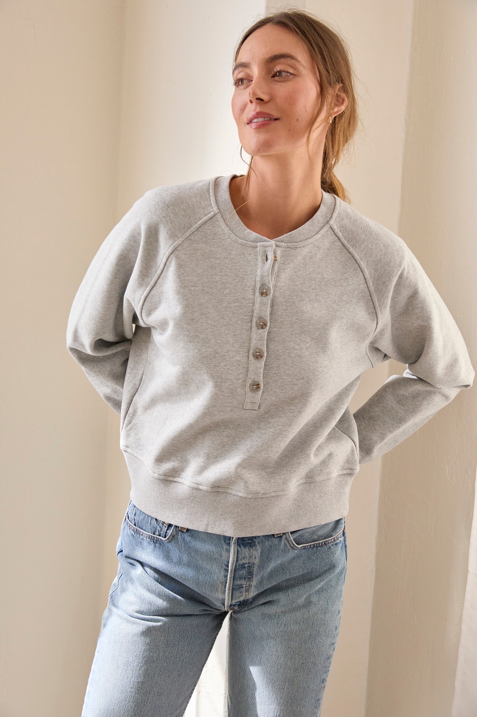 Medium Heather Grey