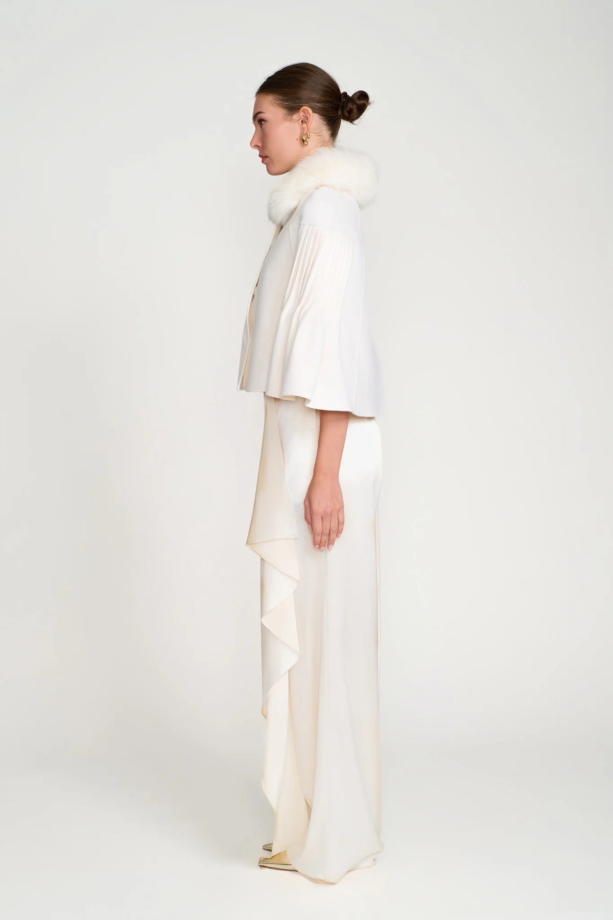 Short Embroidery Caplet
