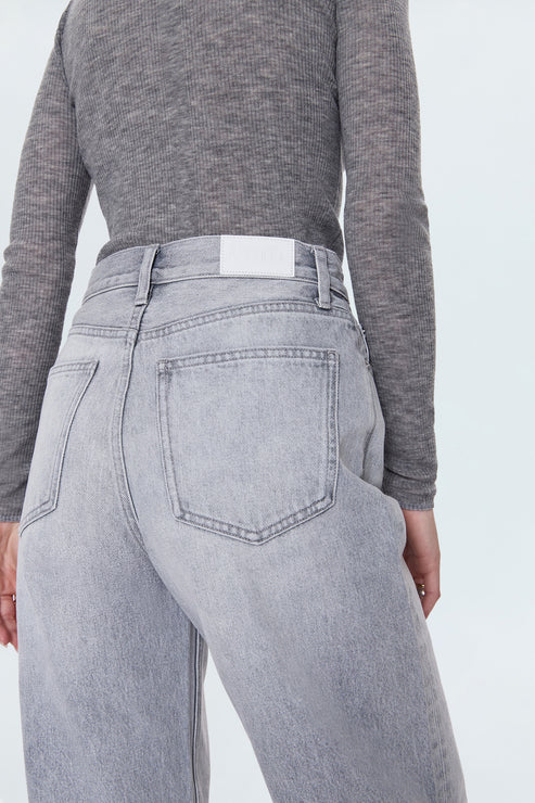 Wes High Rise Barrel Jean