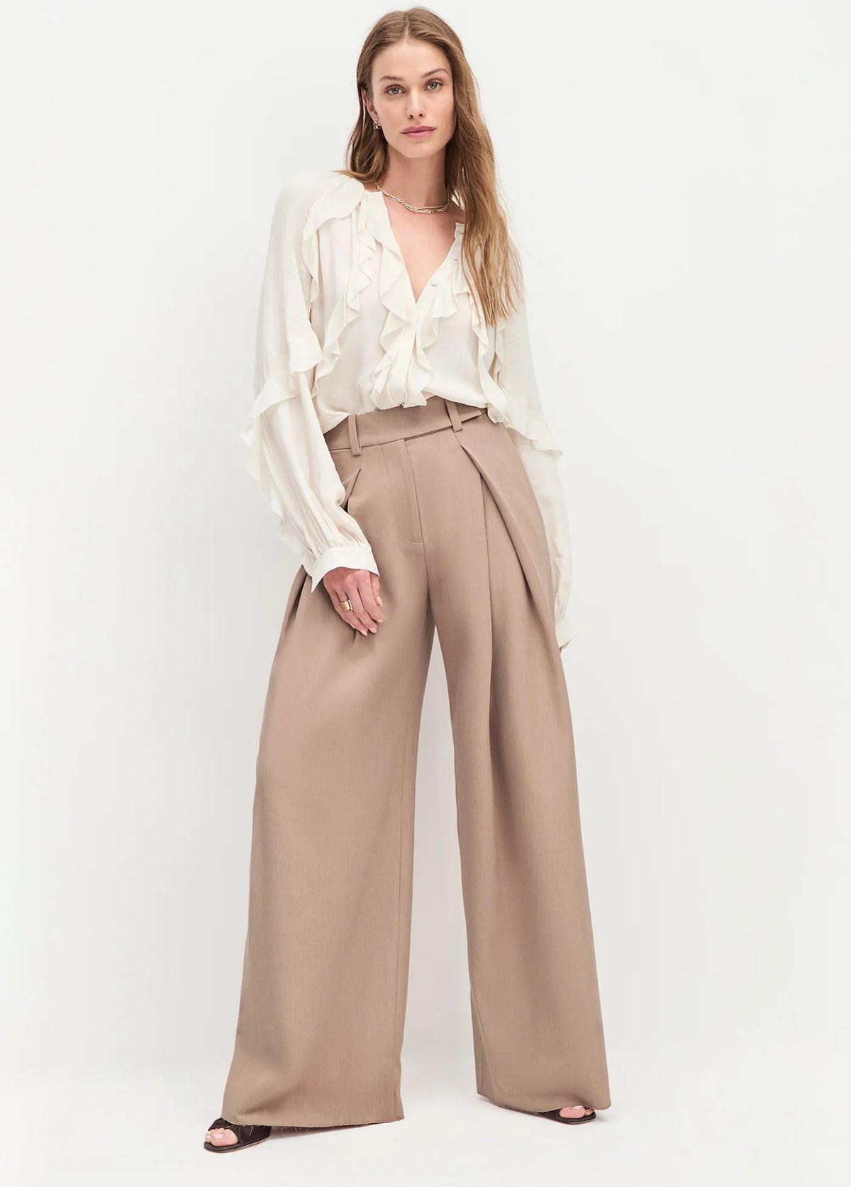 PLEATS FOR DAYS PANT