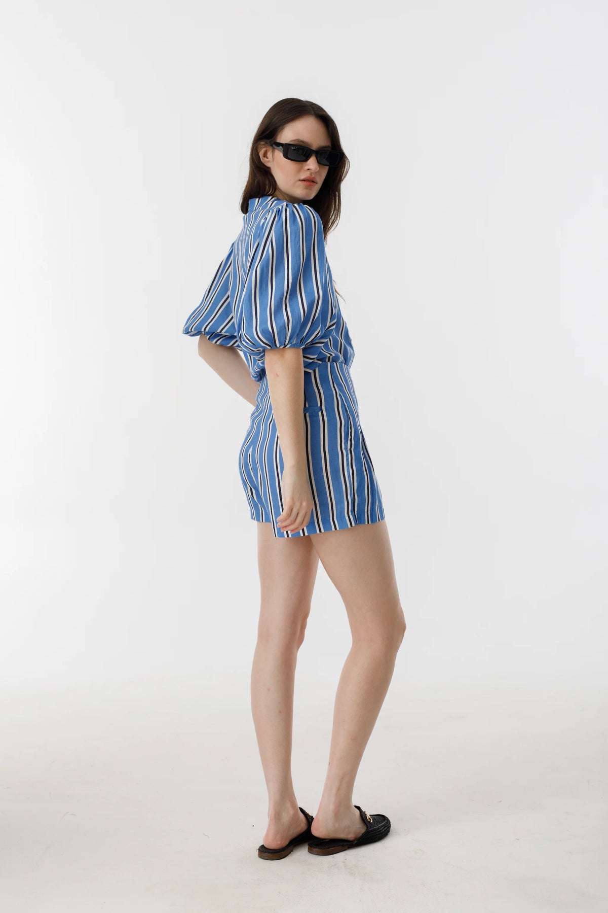 Frida Linen Shorts