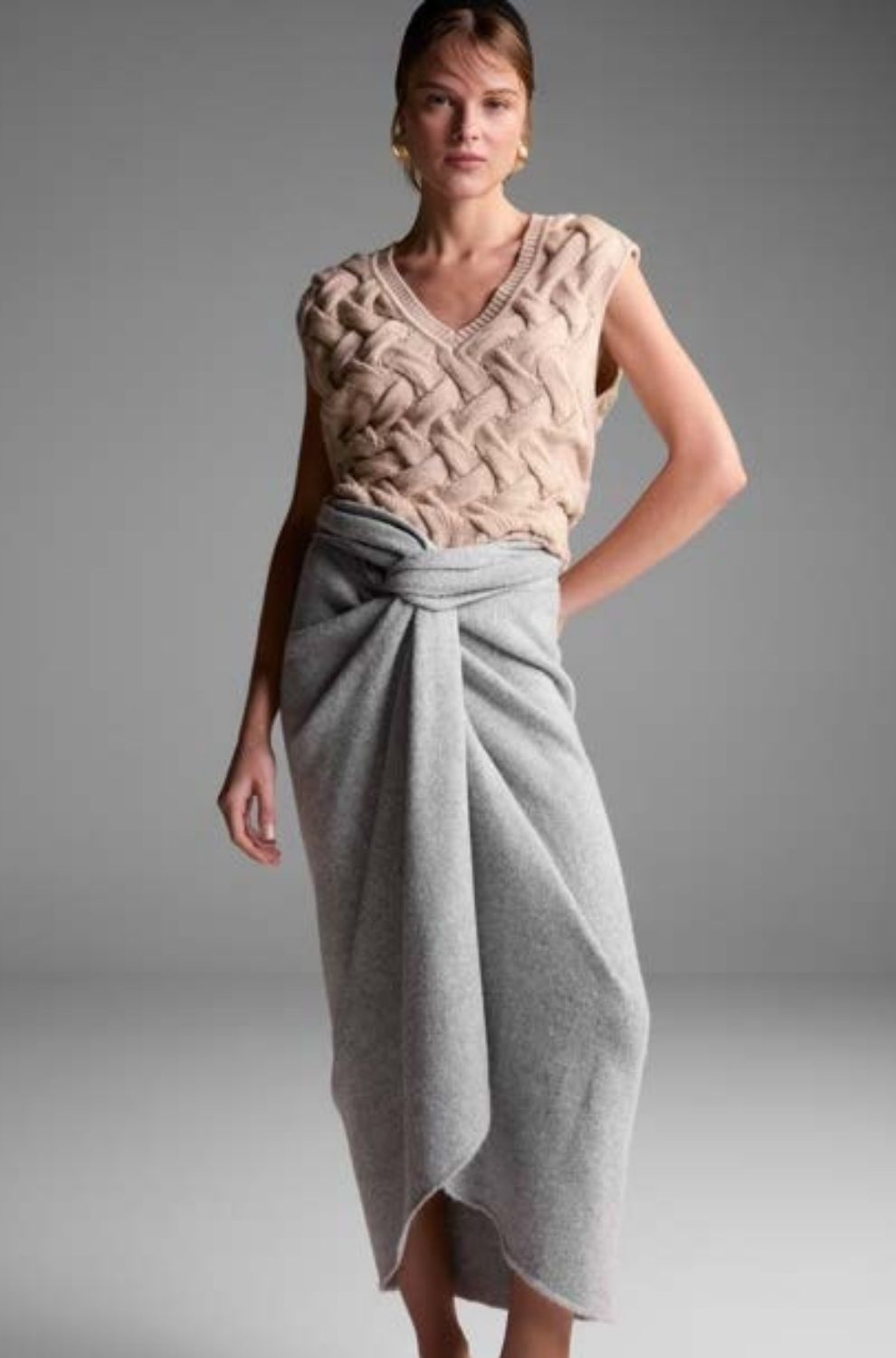 Gray Envelope Knit Skirt