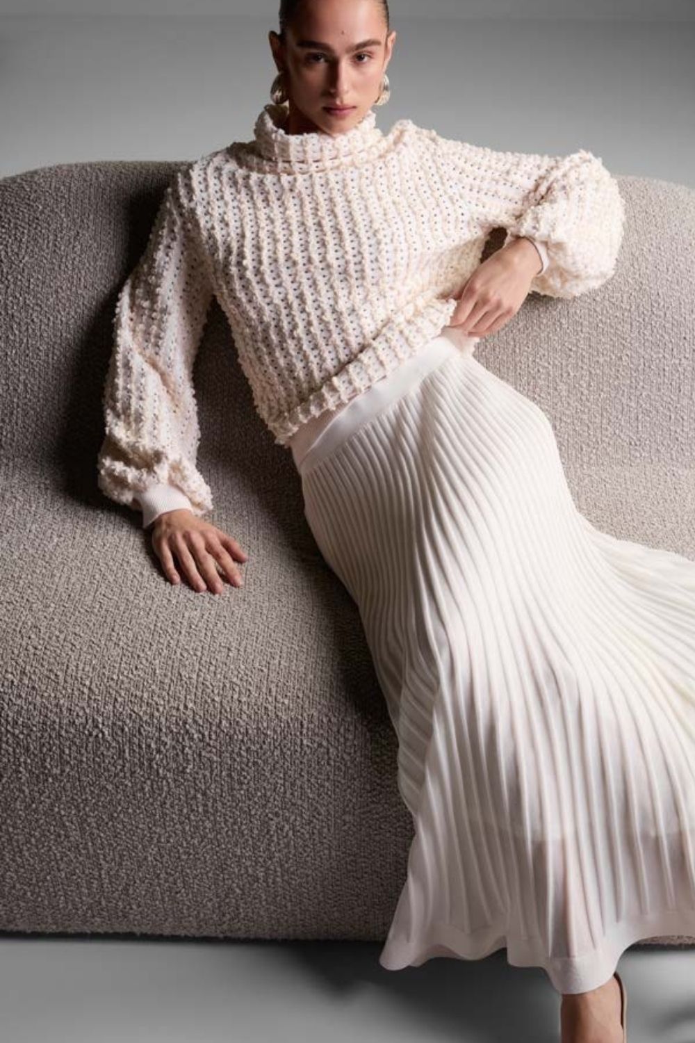 Pleated Gilded Midi Knitwear Skirt